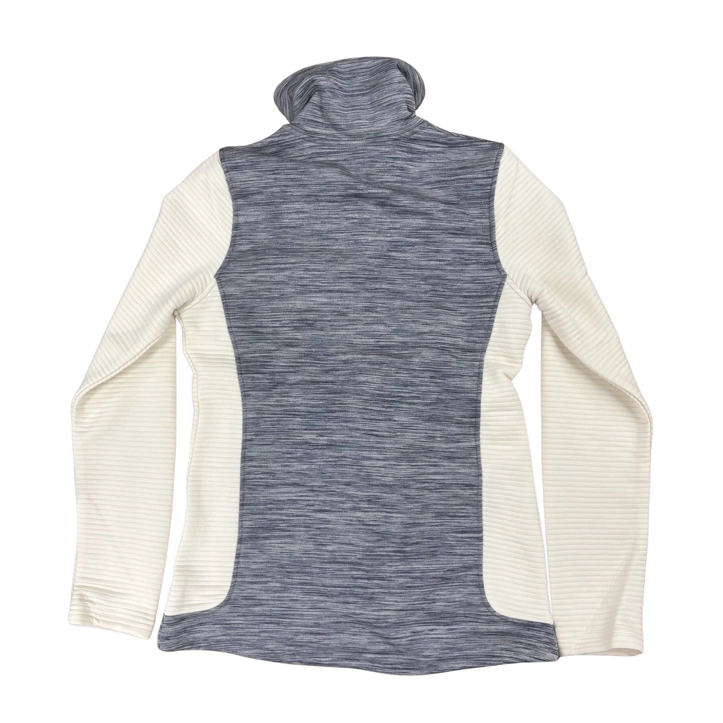Two-tone long-sleeve shirt with a gray and white pattern