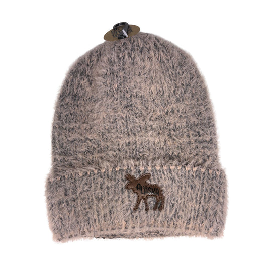 Knitted beanie with moose emblem