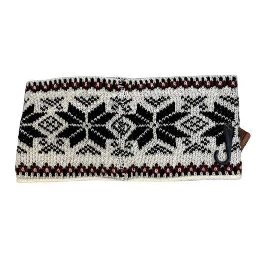 Knitted headband with a black and white pattern