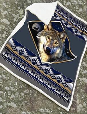 Wolf Ridge Throw