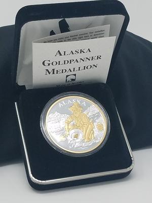 2020 Gold Panner W/nugget Coin