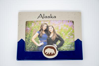 Picture Frame Bear W/alaska
