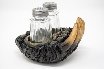 Bear Paw Salt + Pepper