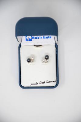 Cluster Stud - Earring