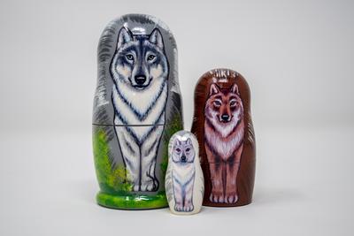 Small Russian Doll Wolf Pack