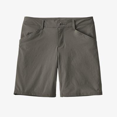 W`s Quandary Shorts 7 In
