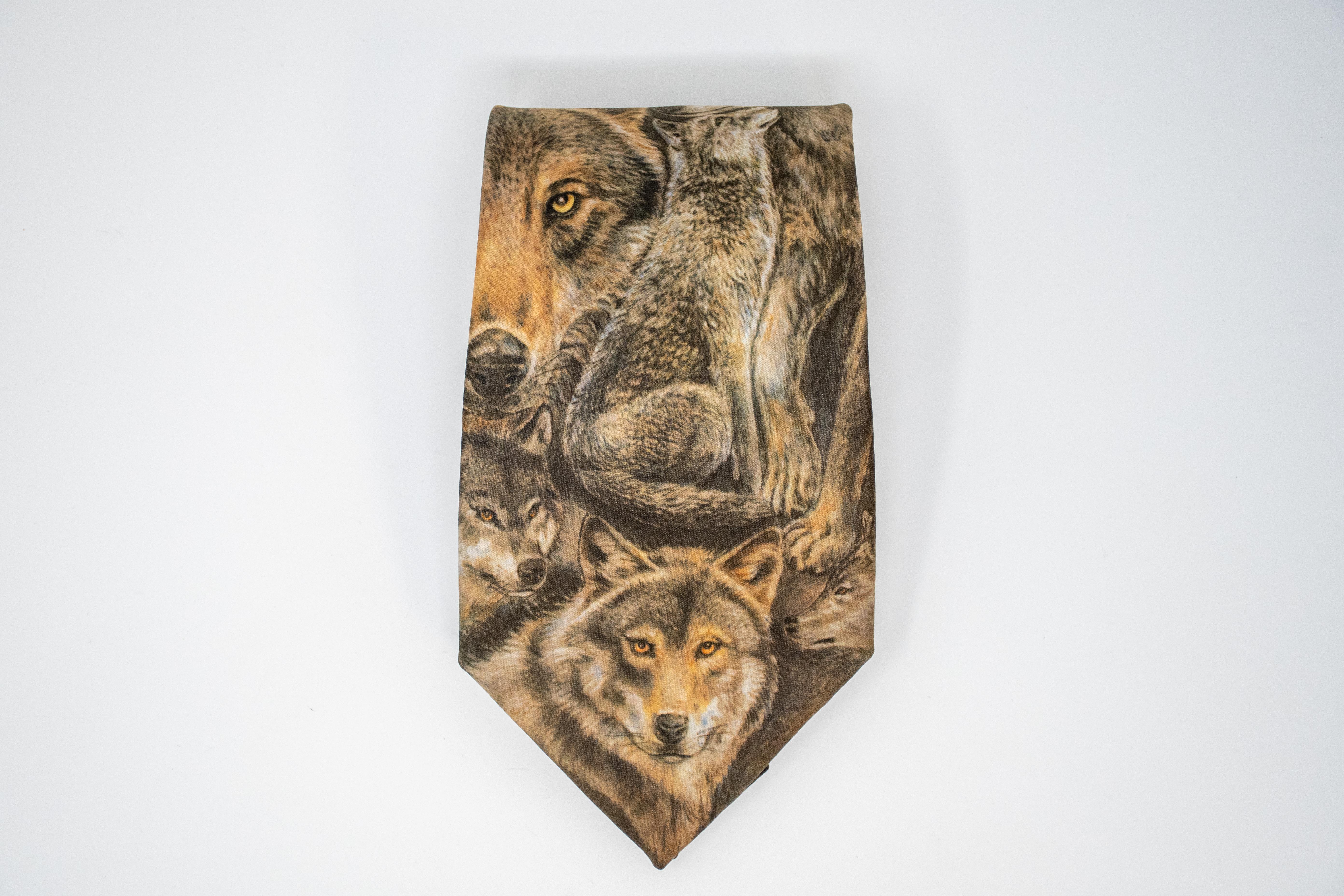  Wolves Tie
